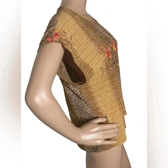 Christie & Jill Crinkle Women’s Top Sz XL Earthy Floral Short Sleeved Pullover - Picture 3 of 6